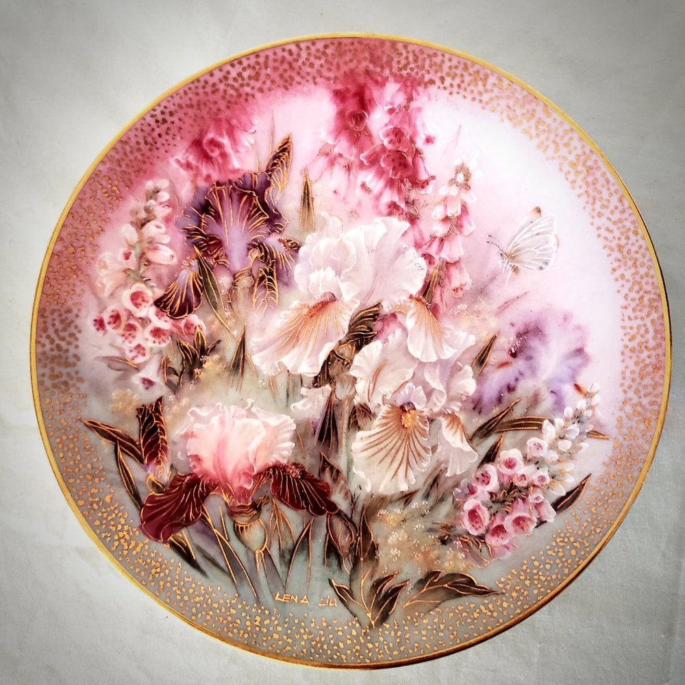 Vintage Decorative Plateby Lena Liu